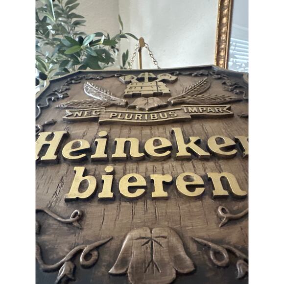 Heineken Bieren Wall Plaque Beer Sign "Nec Pluribus Impar" Faux Wood 12.5" x 11” - Picture 3 of 13